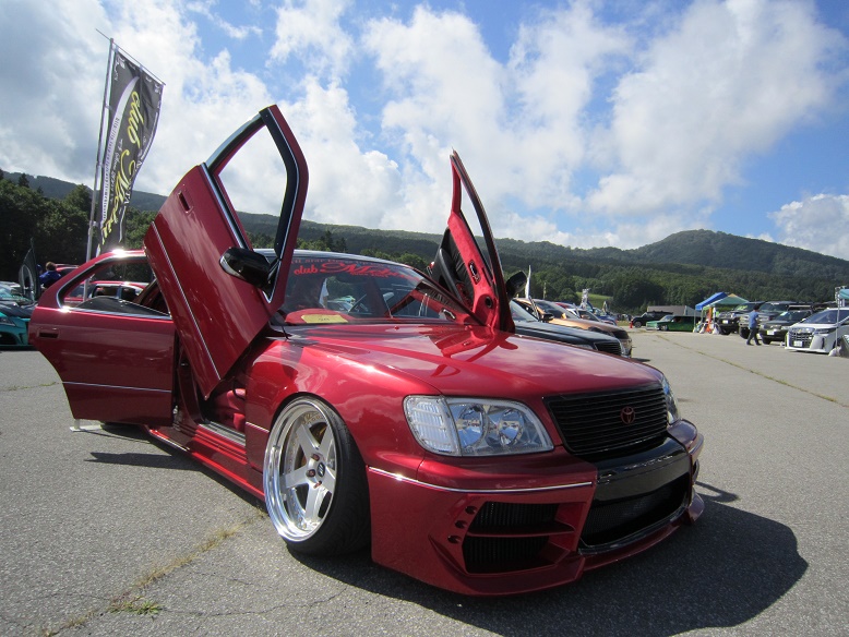 SEDAN部門